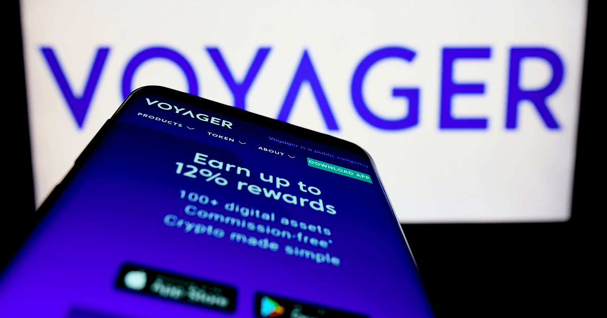 Voyager reopens cash out